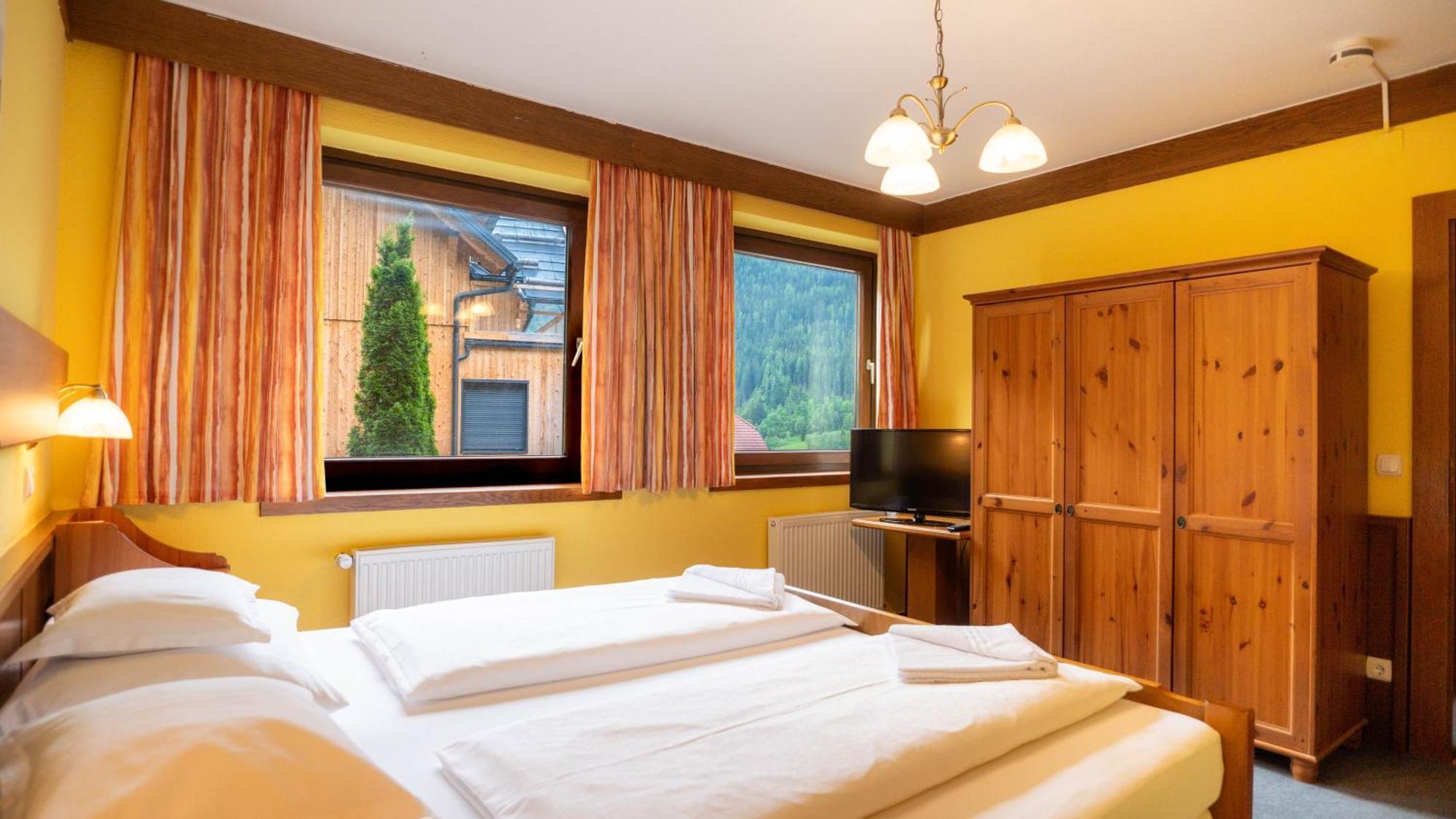 Haus Anna - Kaernten Card Im Sommer Inklusive Bad Kleinkirchheim Luaran gambar