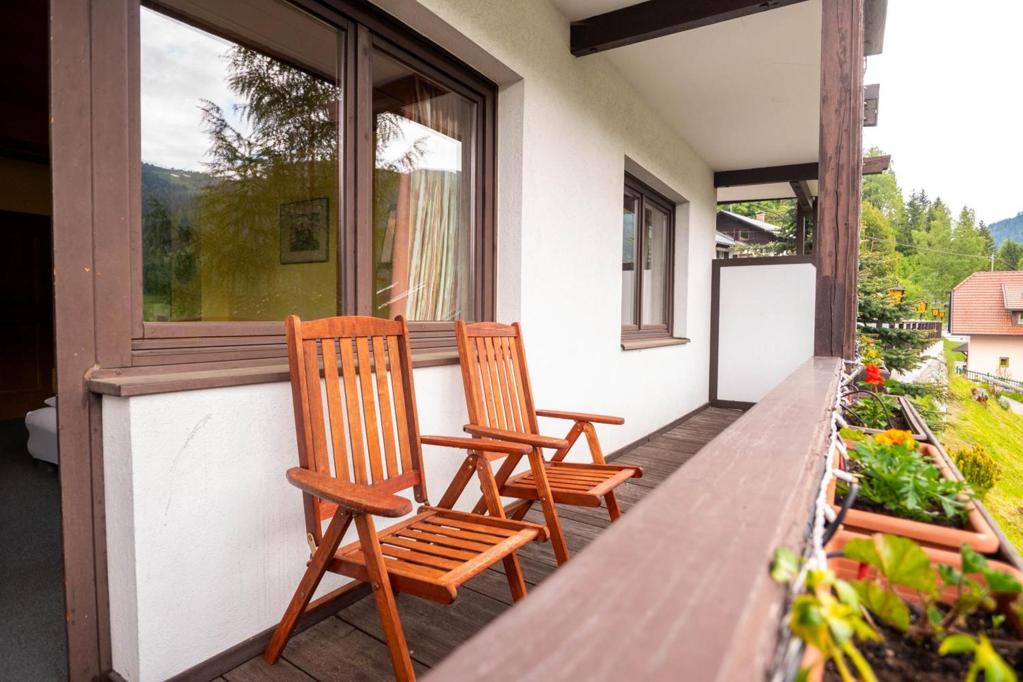Haus Anna - Kaernten Card Im Sommer Inklusive Bad Kleinkirchheim Luaran gambar